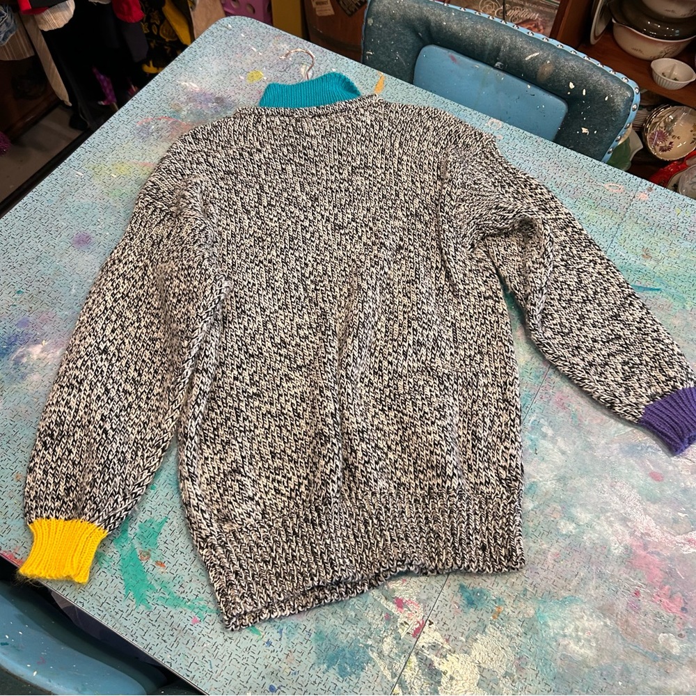 80s Color Block Sweater - Picture 4 of 9